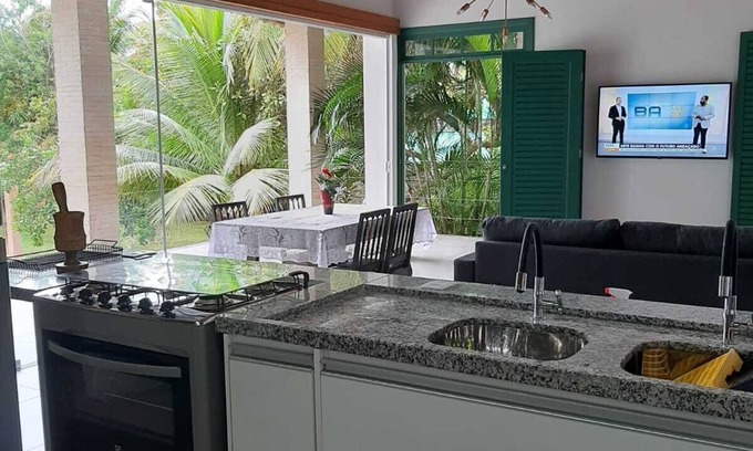 Parafuso House | Cozy Jauá House with Pool, Steps from the Beach