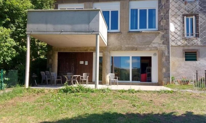 Espinchal House | Discover Jaune - Espinchal: Family-Friendly Gîte Retreat