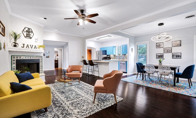 Jefferson House | Unforgettable Retreat at Java - A Birdy Vacation Rental