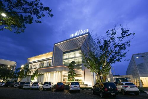 Purwokerto Hotel | Experience Java Heritage Hotel Purwokerto with Ocean View Pool