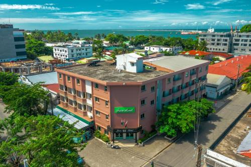 Toamasina Hotel | Java Hotel: Ideal for Families with Breakfast Included