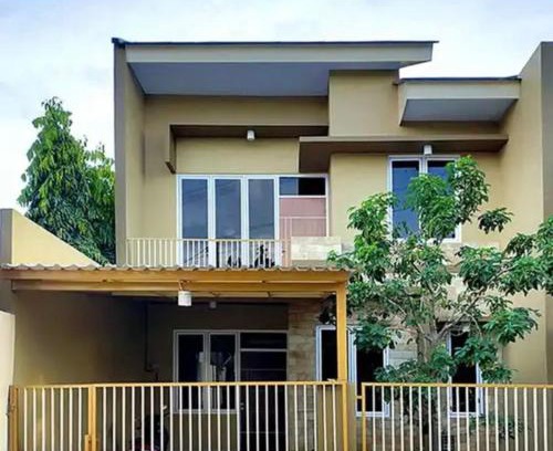 Depok House | Java Indah: Ideal Family Getaway with Hot Tub & Pet Welcome