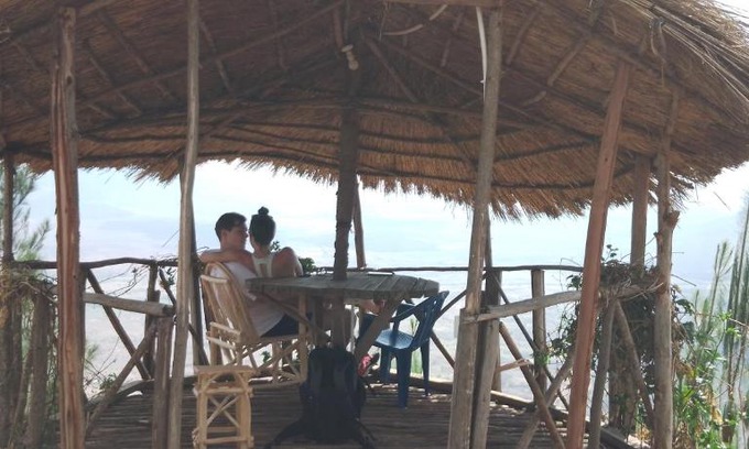Soni Villa | Java Sunset Cliff: Ideal Family Getaway with Breakfast