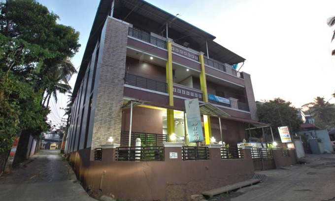 Marthandam Hotel | Budget-Friendly Getaway at Jaya Bharathi Lodge with Breakfast
