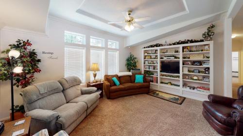 Red River House | Jayhawk Cottage: High-Speed Wifi & Family Friendly Stay