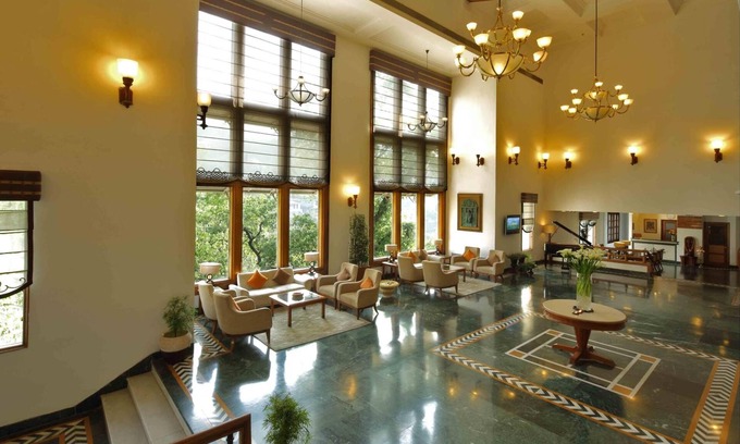 Mussoorie Hotel | Elegant Jaypee Residency Manor with Spa and Pool Access