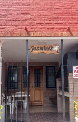 San Clemente House | Pet-Friendly Retreat at Jazmines with Perfect 10 Rating