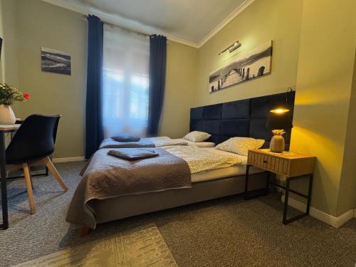 Centrum Apartment | Convenient Stay at Jazzgot Apartamenty - Pet & Child Friendly