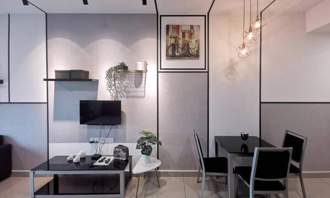 Setia Tropika Apartment | JB CozyStudio: 4-Star Retreat with Pool & Family-Friendly Perks