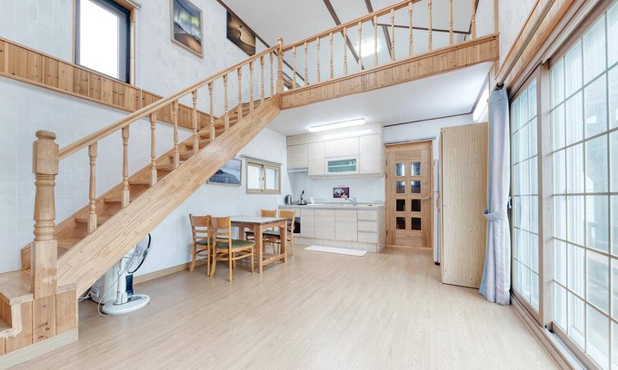 Namwon House | Family-Friendly Stay at Jeju Kkumkkuneun Pension