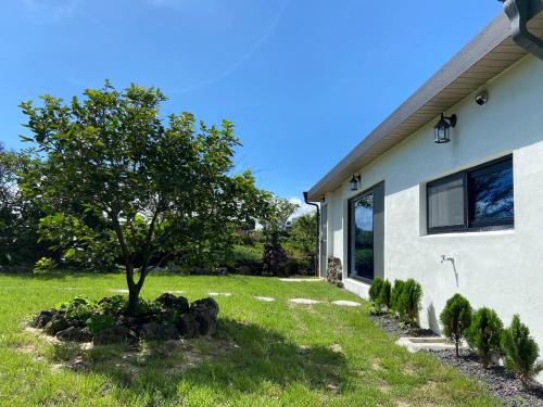 Gujwa House | Experience Jeju Time: 4-Star Stay with Family-Friendly Fun
