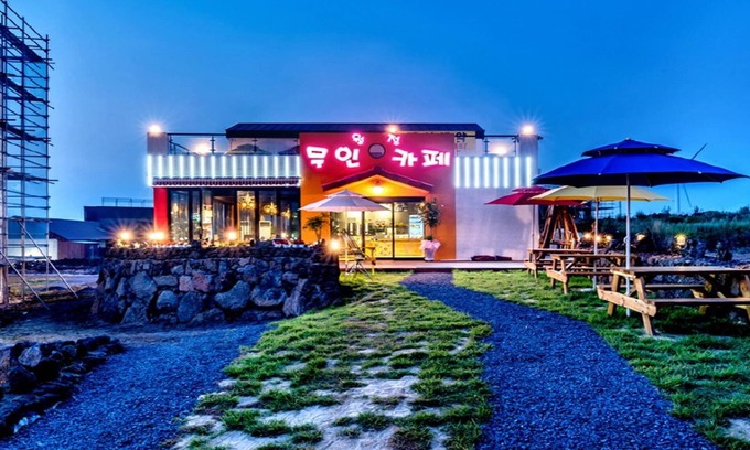 Gujwa House | Discover Jeju Woljeongripungcha Pension with Family Amenities