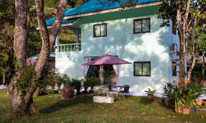 Ko Chang House | Relaxing JENI Homestay with Pet-Friendly Amenities