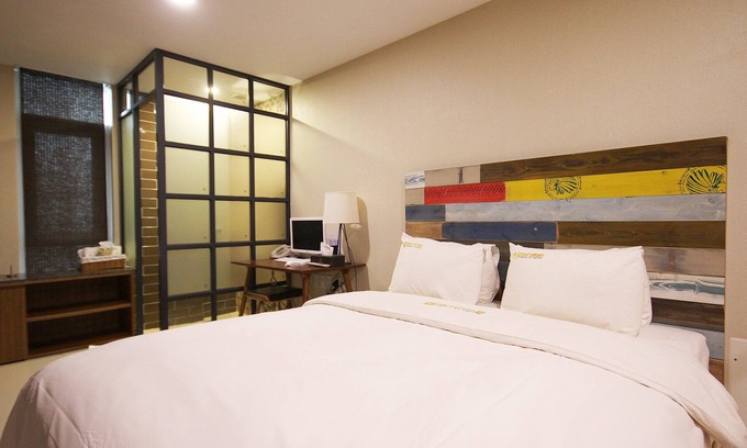 Jeongeup Hotel | Convenient Self Check-in at Jeongeup Some Motel