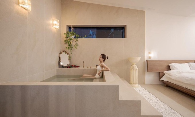 Jeonju House | Discover Jeonju Hanok Village, Maison14: 10/10 Guest Rated