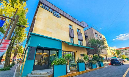 Jeonju Hotel | Premier Stay at Jeonju Hotel The Vincent - 10/10 Rated!
