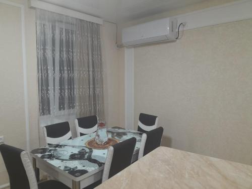Kutaisi House | Budget-Friendly Kutaisi City Hostel with Kitchen & Pet Access