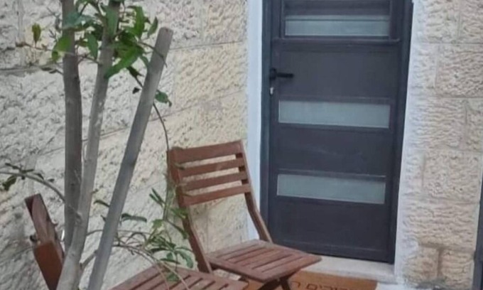 Arnona Apartment | 'Jerusalem Sweet Suite' near American Embassy,Ramat Rachel & Lindenbaum College