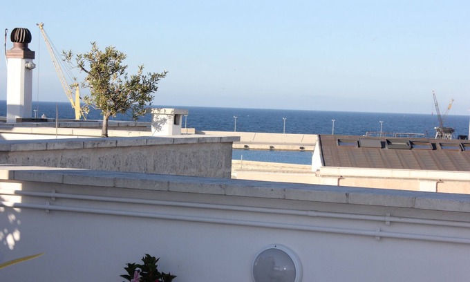 Centro Storico House | Unforgettable Stay at Jesuit Palace Oceanfront Apartment