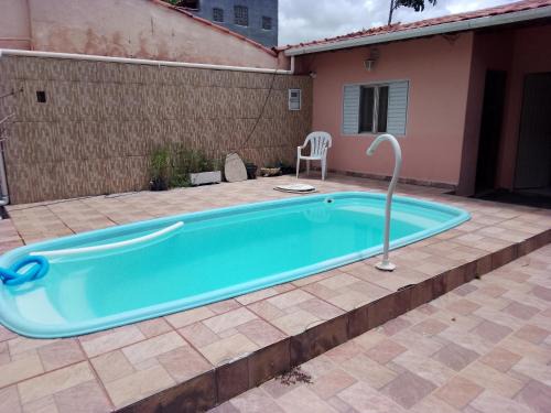 Aparecida House | Budget-Friendly Stay at Jesus Passa na Frente II with Pool