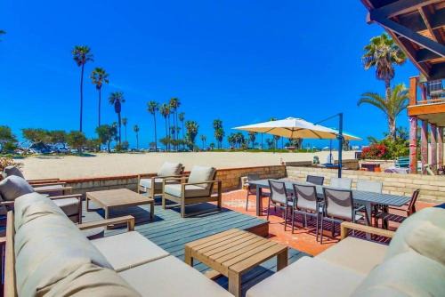 South Mission Beach House | Serene Jetty View 1 with Oceanfront Charm for Families