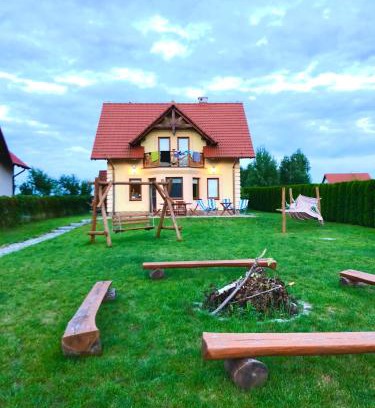 Kruklanki House | Discover Jeziorowskie Wspomnienia: Family-Friendly Retreat