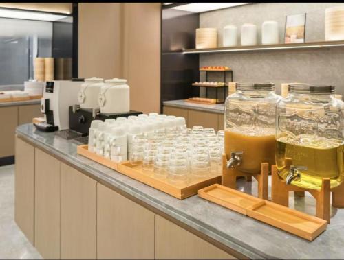 Fengtai Hotel | JI Hotel Beijing Headquarters Base Guogongzhuang Subway Station