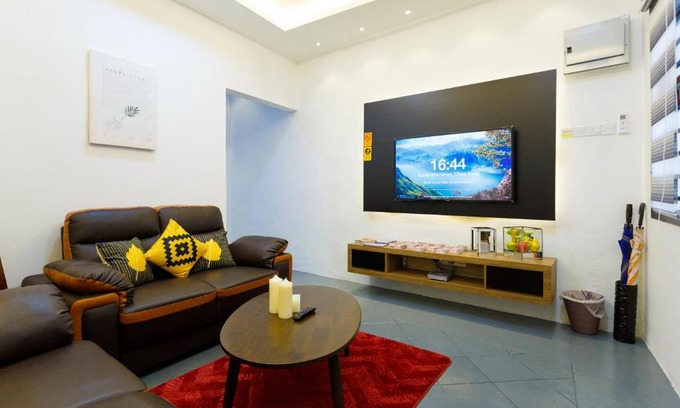 Jonker Walk House | Family-Friendly Jia Residence with Top Amenities & Reviews