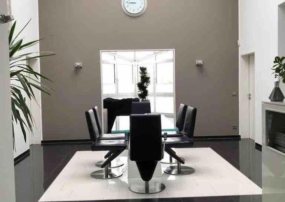 Uebach-Palenberg Apartment | Inviting Jidajo Boarding Lounge: Pet & Child Friendly Stay