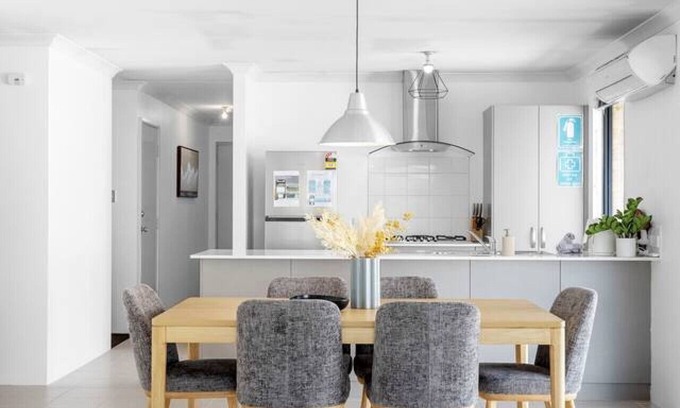 Butler House | Jindee Beach 2km away | Magical memories in Butler