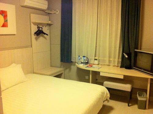 Luyuan Hotel | Convenient Stay at Jinjiang Inn Changchun FAW Factory