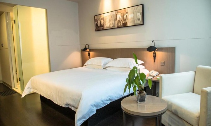 Jianggan Hotel | Budget-Friendly Jinjiang Inn Select Near Qiaosinan Metro