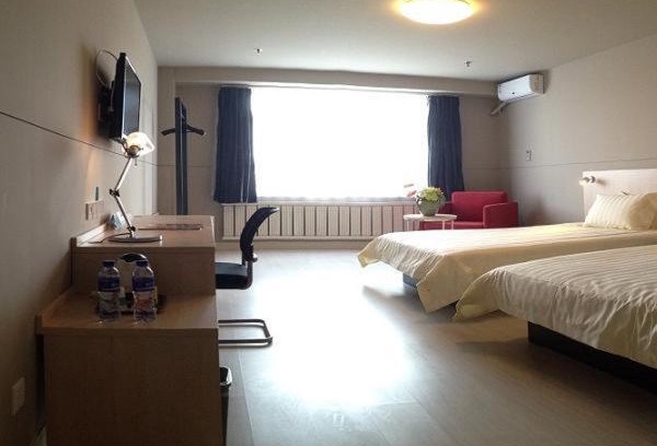 Zhanqian District Hotel | Discover Jinjiang Inn Yingkou Near Dongsheng Market - Top Rated!