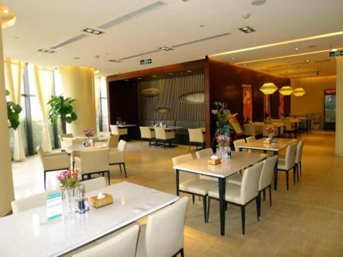 Zhengdong New Area Hotel | Family-Friendly Stay at Jinjiang Inn Zhengzhou Convention Center