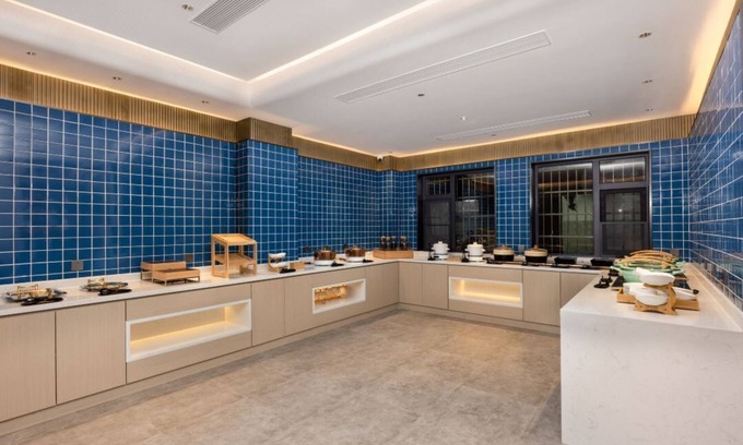 Bao'an Hotel | Convenient Stay at Jinjiang Star Shenzhen Airport