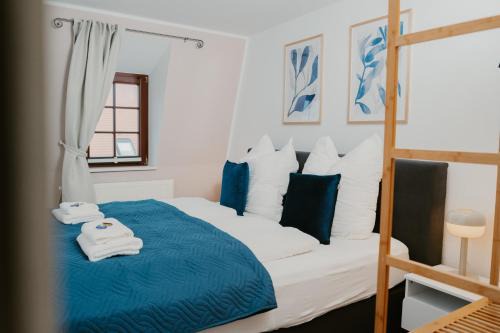 Konigstein an der Elbe Apartment | JINO Königstein l Elbblick - WLAN - stilvoll