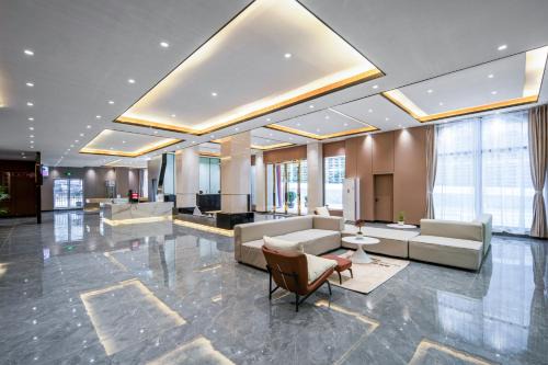 Jiuzhaigou Hotel | Discover Jiuzhai Journey Hotel: Eco-Friendly & Family Friendly