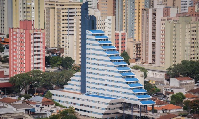 Londrina Hotel | Relax at Blue Tree Premium Londrina with Pool & Ocean Views
