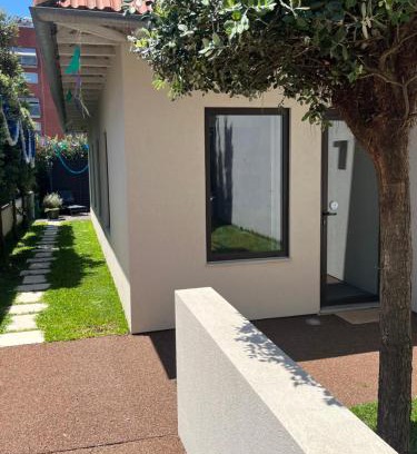 Paranhos House | Explore JM Alojamento: Ocean View with Top Amenities