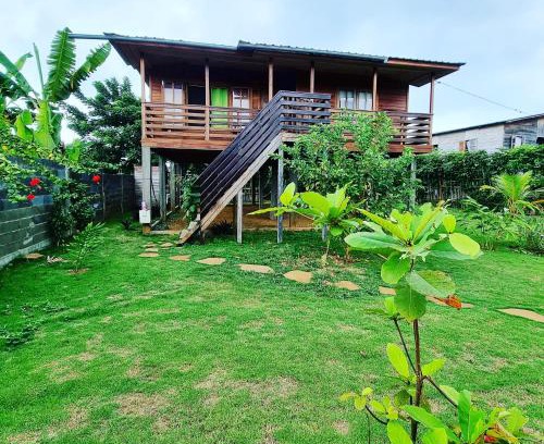 Santana House | Pet-Friendly Retreat: Jo's Nature Cabin with Perfect Reviews