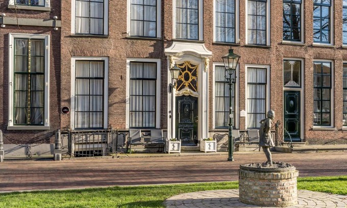 Zierikzee Apartment | Coastal Escape at Job Baster Gastenverblijf: Pet Friendly Retreat