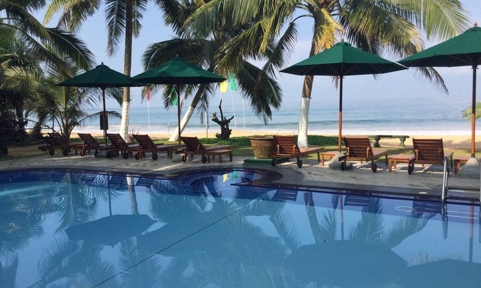 Induruwa Hotel | Discover Joe's Resort Bentota: Family-Friendly with Pool