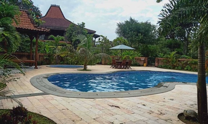 Semarang Villa | Discover Joglo Java: Family-Friendly Retreat with a Pool