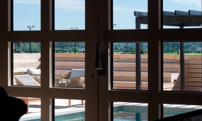 Johannesberg Hotel | Experience Johannesbergs Slott with Pool and Spa Amenities