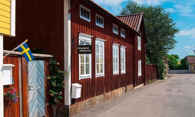Osthammar House | Family-Friendly Johanssons Gårdshotell in Roslagen Awaits