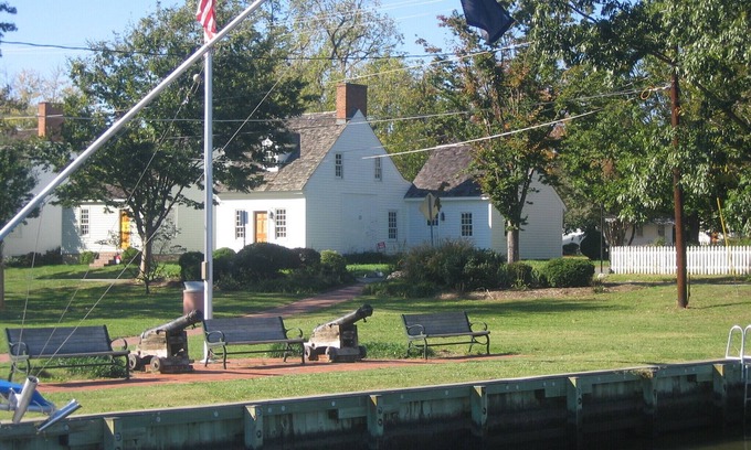 St. Michaels Cottage | Waterview Cottage in St. Michaels - Pet Friendly & Pool Access