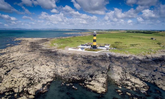 Downpatrick House | Inviting John's Point Lightkeeper's Houses in Downpatrick