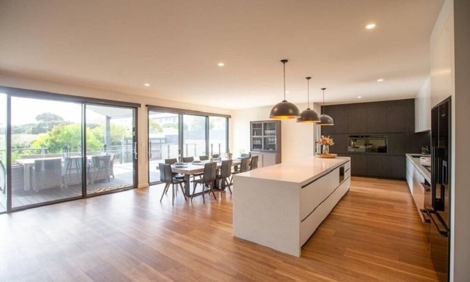 Waterhouse House | Johnnies: Stylish Stay with Pool, Spa & 10/10 Guest Rating