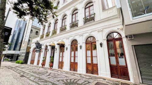 Matriz Hotel | Pet-Friendly Johnscher by San Juan - 4-Star Comfort Awaits