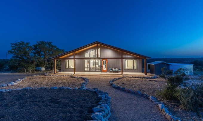 Johnson City House | Experience Comfort at Johnson City Limits Home with Pool